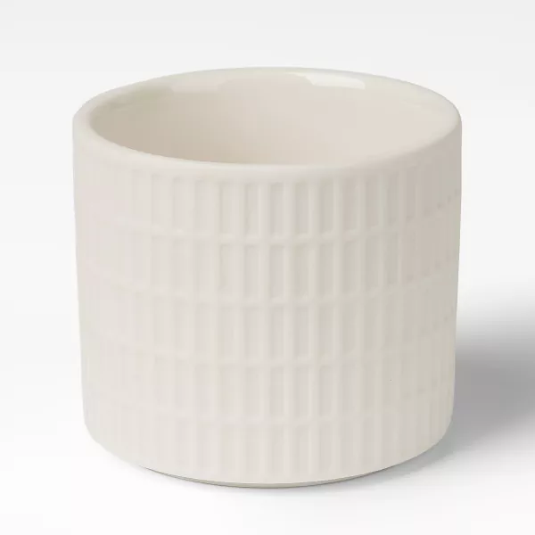 Tempat Lilin Keramik Bermotif Kotak Putih Susu Tempat Lilin Keramik Bermotif Kotak Putih Susu